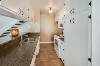 Photo #3: 20049107 Listing 