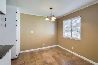 Photo #4: 20049107 Listing 