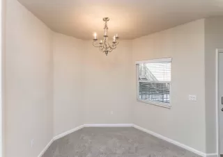 Photo #3: 20049182 Listing