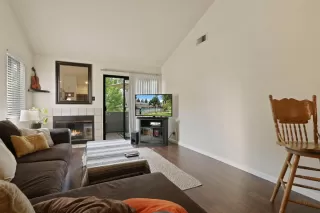 Photo #6: 20049246 Listing 