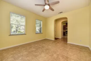 Photo #6: 20049268 Listing