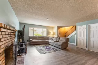 Photo #1: 20049315 Listing