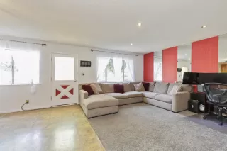 Photo #4: 20049373 Listing 