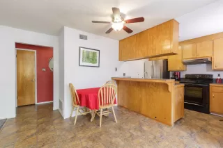 Photo #5: 20049373 Listing 