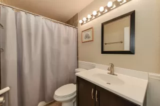 Photo #4: 20049638 Listing