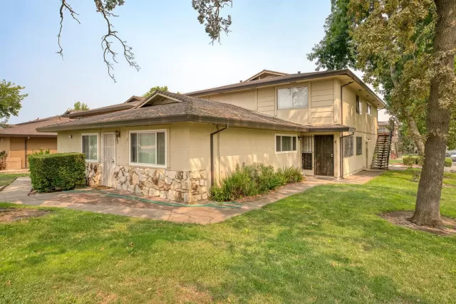 MLS: 20050005 Condo For Sale