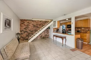 Photo #2: 20050005 Listing