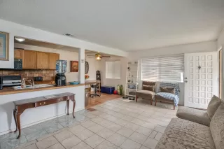 Photo #4: 20050005 Listing