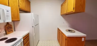 Photo #4: 20050135 Listing 
