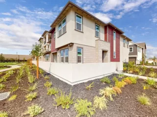 Photo #1: 20050310 Listing