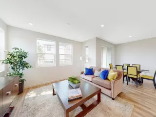 Photo #2: 20050310 Listing