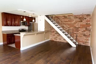 Photo #3: 20050488 Listing 