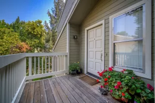 Photo #2: 20050840 Listing 