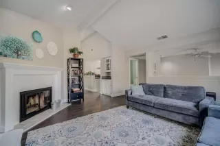 Photo #5: 20050840 Listing 