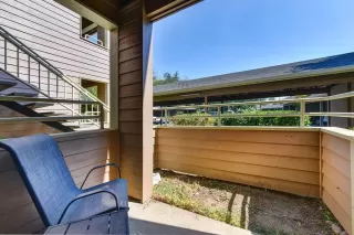 Photo #6: 20051185 Listing