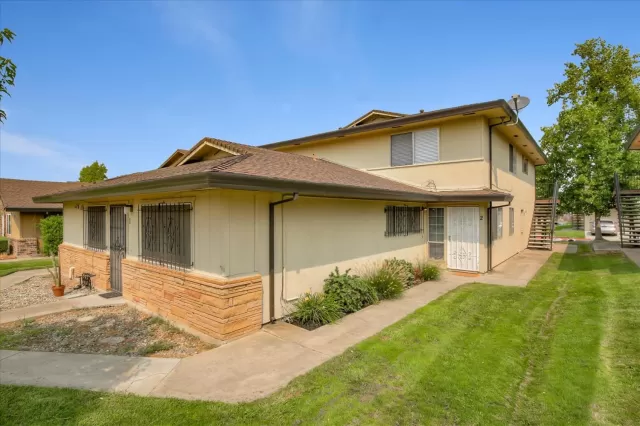 MLS: 20051483 Condo For Sale