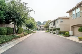 Photo #3: 20051571 Listing