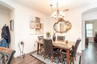 Photo #6: 20051571 Listing