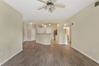 Photo #6: 20051575 Listing