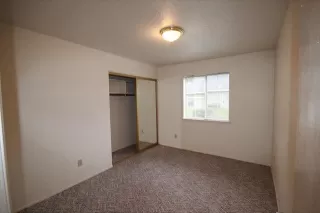 Photo #6: 20051601 Listing