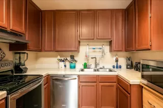 Photo #6: 20051734 Listing 