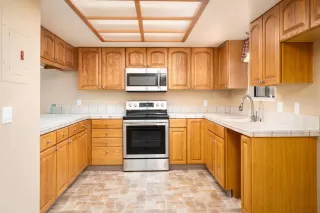 Photo #5: 20051745 Listing