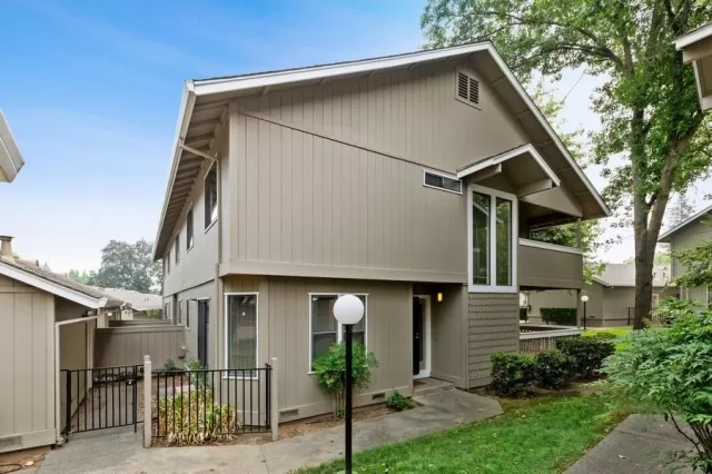 MLS: 20051946 Condo For Sale