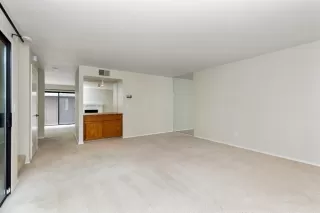 Photo #3: 20051946 Listing