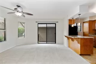 Photo #4: 20051946 Listing