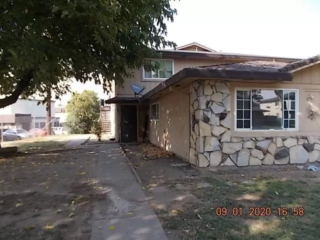 MLS: 20052198 Condo For Sale