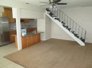 Photo #3: 20052229 Listing