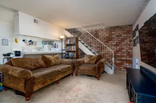 Photo #2: 20052349 Listing 