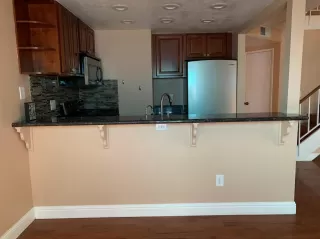 Photo #4: 20052416 Listing 