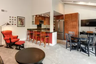 Photo #2: 20052445 Listing 