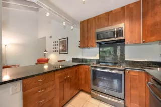 Photo #4: 20052445 Listing 