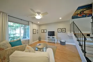 Photo #2: 20052659 Listing 