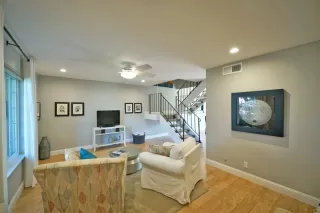 Photo #3: 20052659 Listing 