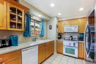 Photo #6: 20052726 Listing 