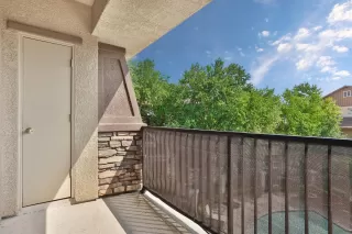 Photo #1: 20052991 Listing