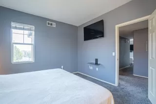 Photo #6: 20053476 Listing