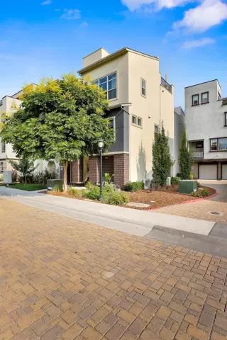 Photo #2: 20053597 Listing 