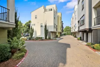 Photo #3: 20053597 Listing 