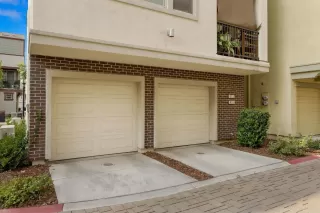 Photo #5: 20053597 Listing 