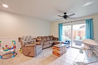 Photo #6: 20053603 Listing 