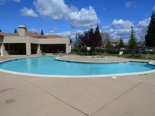 Photo #6: 20053661 Listing 