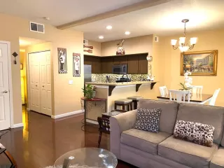 Photo #3: 20053807 Listing 