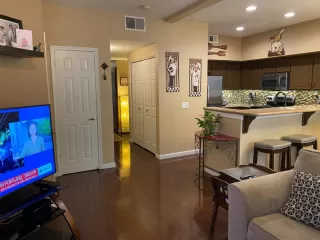 Photo #5: 20053807 Listing 