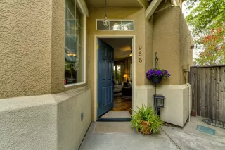 Photo #3: 20053980 Listing