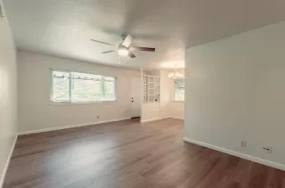 Photo #6: 20054053 Listing 