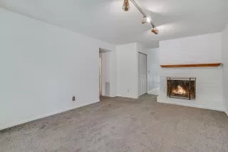 Photo #3: 20054142 Listing